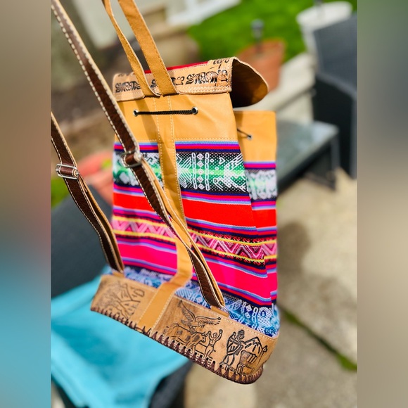 Peruvian Handmade Leather Backpack with Sewn stitching - Picture 4 of 10